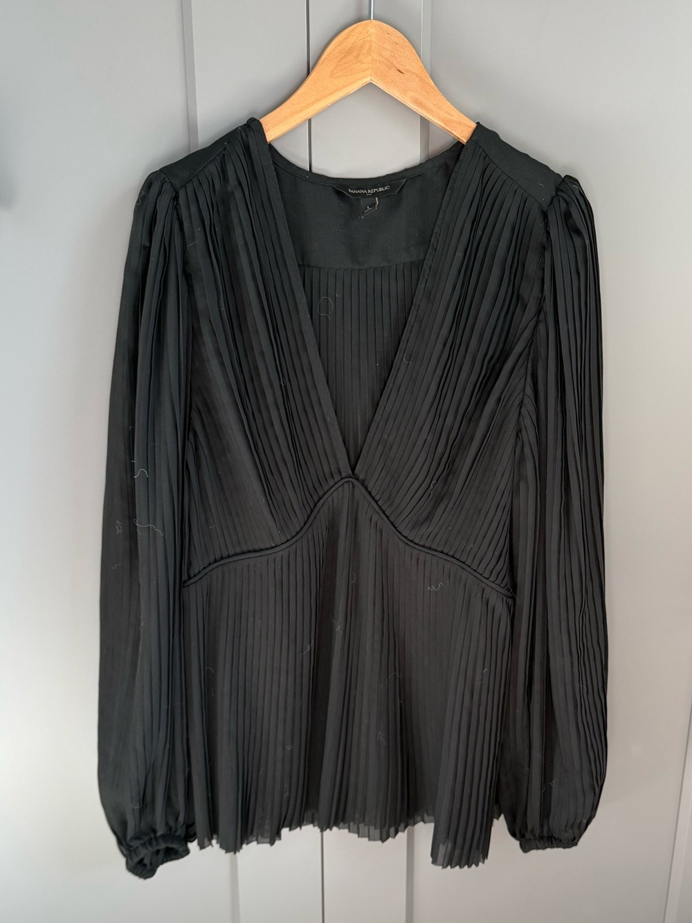 Banana Republic black pleated blouse